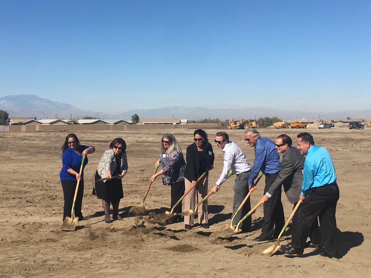 wmcbusterinc's tweet photo. Ground breaking ceremony is a wrap!  Now it’s time to get to work! #paseodelosheroesiii #multifamily #construction #Apartments https://t.co/oeXTdLk3OG
