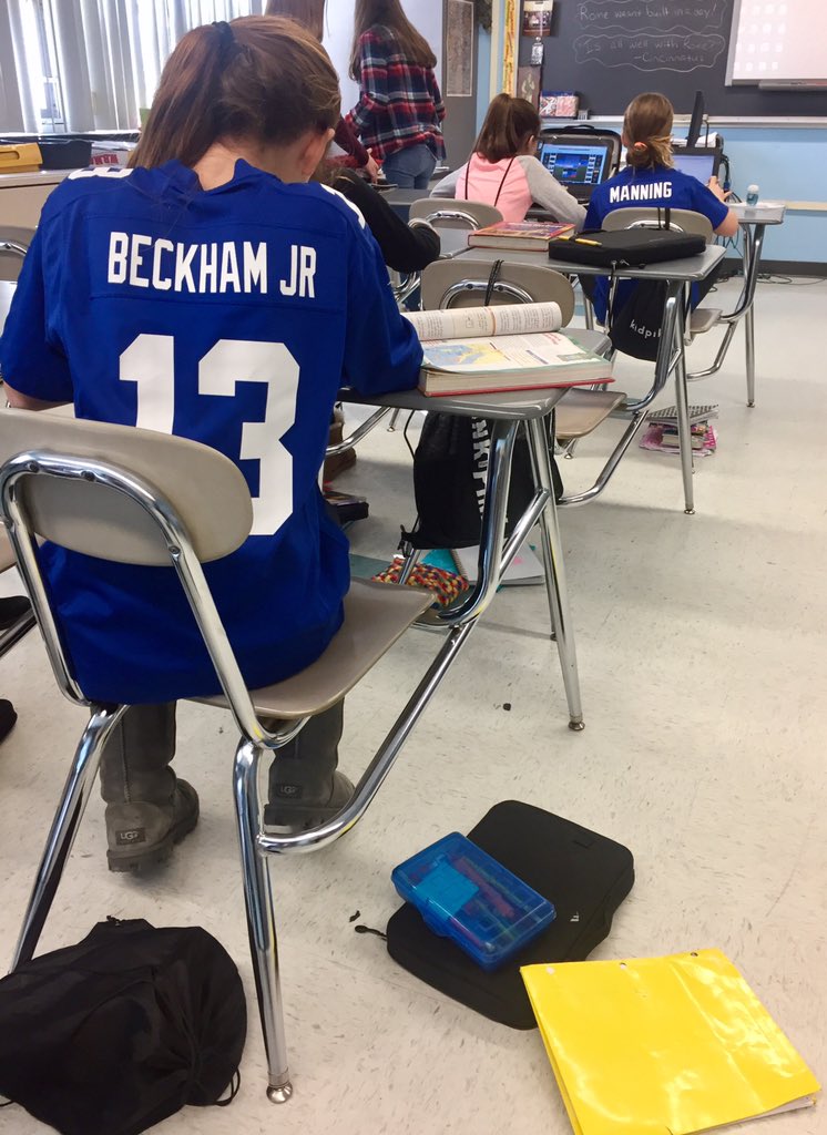 libertyclass228's tweet photo. It's Super Bowl Friday and the Giants are in TMS 228 exploring the foundations of Ancient Rome! #MTPSPride https://t.co/Rfu0r04xNS