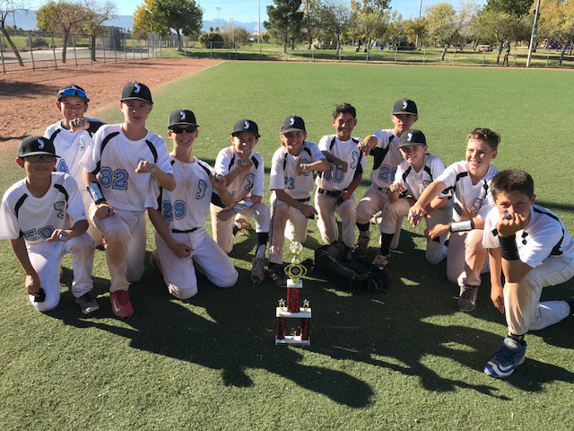 tmectarheels's tweet photo. Temecula Tarheels "Blue" 13U (7th Grade) looking for 1-2 quality travel ball players. We play 2 tournaments per month, weekly hitting at DBATs, Thursday night league, weekly practice at Great Oak High School.  Please contact Coach Todd Rasmussen:
toddrasmussen5@gmail.com https://t.co/FgC4gKvTcu