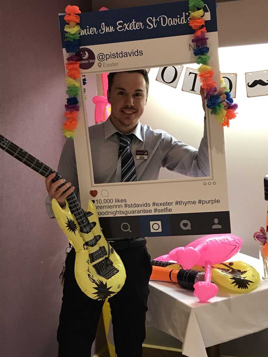 Guest photobooth certainly taking shape ! Well done to Evie for putting it together #piselfie <a href="/StDavidsPI/">Exeter St. Davids PI</a> <a href="/Ruth_x_Quinn/">Ruth Quinn</a> <a href="/SDEBDD/">simon ewins</a>