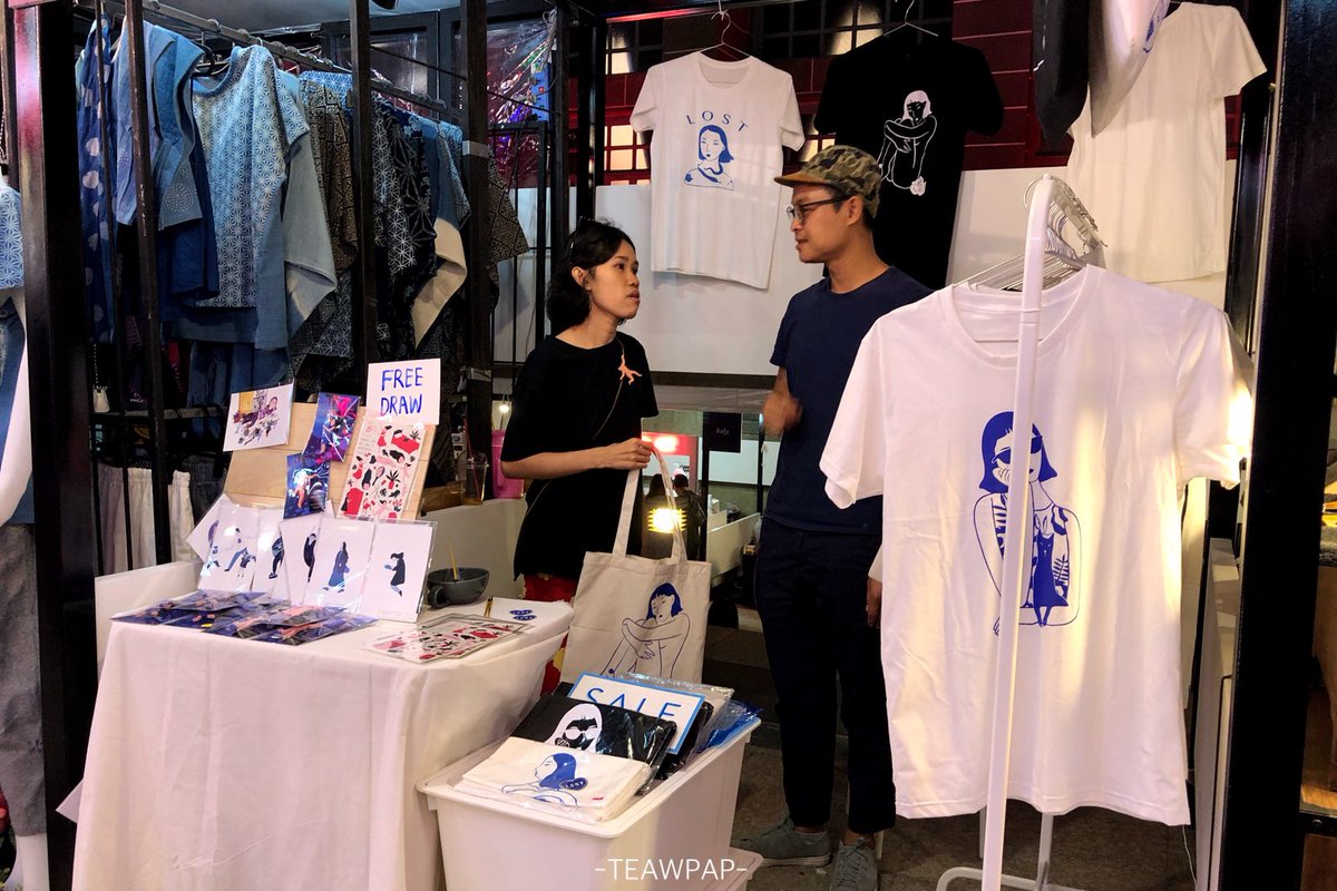 TEAWPAP's tweet photo. เสื้อผ้า กระเป๋า เครื่องประดับมีครบ จบที่เดียวจริงๆ ไปช็อปสิไปช็อป ! 📌BANGKOK DESIGN WEEK ไปรษณีย์กลางบางรัก #เที่ยวแป๊บ #รีวิวกรุงเทพ #เจริงกรุง #บางรัก #bangkokdesignweek2018 https://t.co/iqbgT7dOMI