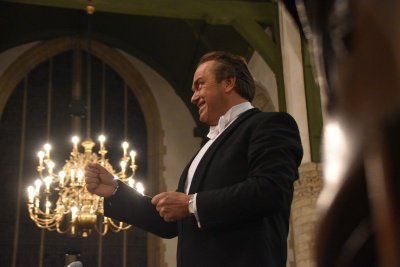 BWDgids's tweet photo. 7 april met #korting naar een concert van @martinmansnl Gebruik online de #actiecode: BWG704 https://t.co/I8HqpSHSbx #Zaltbommel #sintmaartenskerk https://t.co/3EmUffLQ8u