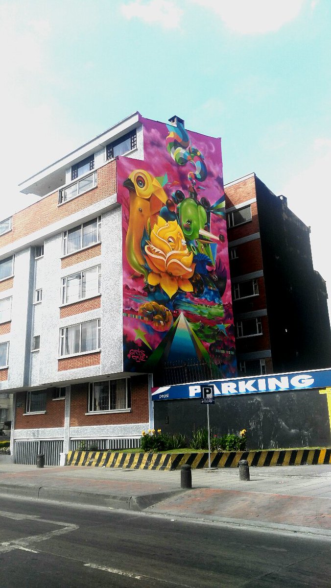 wingstotheworld's tweet photo. Street gems... 
@GRIS_ONE #grisone #art #streetart #Bogota https://t.co/aRhtjDb27F