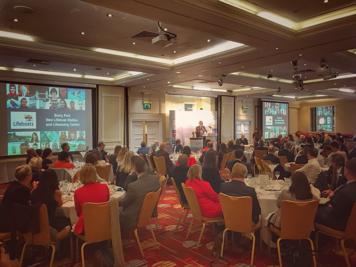 Photographsof's tweet image. Photographing the @SwanseaBizClub lunch with excellent talks from @rnli and @chwaraeteg at @SwanseaMarriott