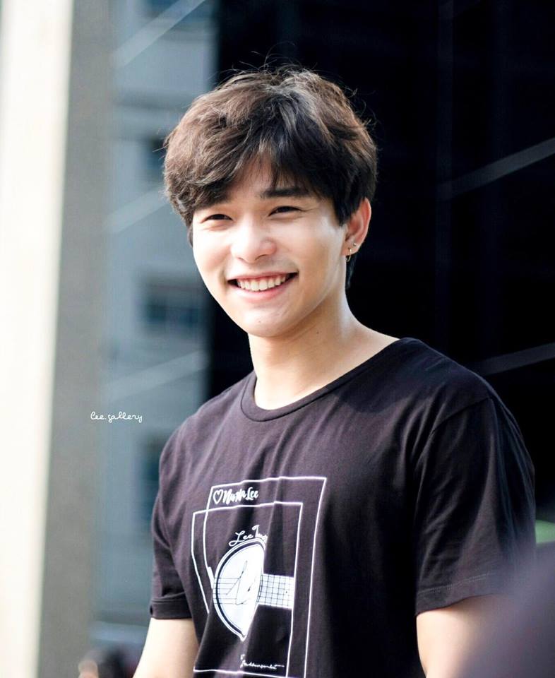 mynamecasnis's tweet photo. คิดถึงอ้อมกอดและรอยยิ้มของมานุด หลังๆมานี้ มานุดไม่รีทวิตให้เราเลย เรางอน แต่เราก็รักอยู่ รอดูซีรี่ย์นะมานุดดดด #หนูมาลี #LeeTha @thanat_lee https://t.co/jMXCHLfLjc