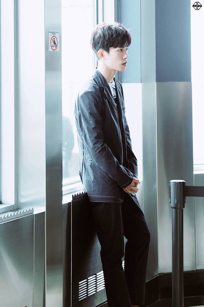 JacksonYiH1's tweet photo. #Jackson Yee
goodnight https://t.co/ADFcDsrt6k
