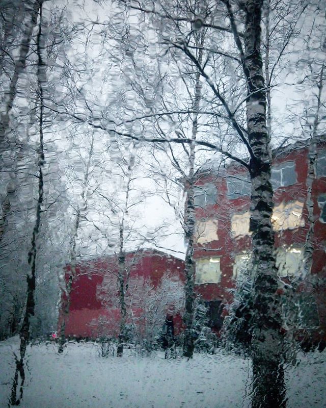 boyarkov's tweet photo. #снегодождь #псков https://t.co/IRibKny7gL https://t.co/3tVDngZBtZ