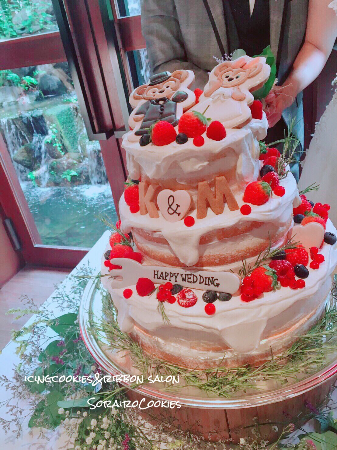 Sorairocookies 過去作品 ウェディングケーキに飾る アイシングクッキーを製作した リクエストレッスン ダッフィー シェリーメイは 私が製作しました Sorairocookies ソライロクッキーズ アイシングクッキー キャラクタークッキー 名古屋 Sorairocookies 過去作品 ウェディングケーキに飾る アイシングクッキーを製作した リクエストレッスン ダッフィー シェリーメイは 私が製作しました Sorairocookies ソライロクッキーズ アイシングクッキー キャラクタークッキー 名古屋