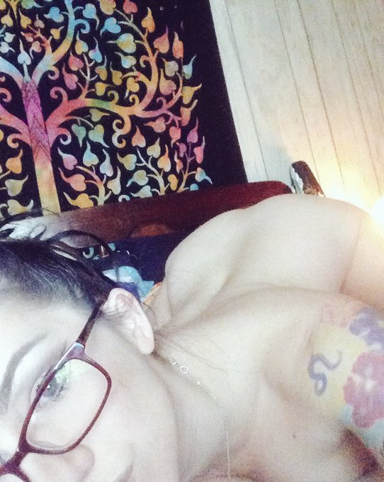Online!!! https://t.co/YYMTEkt6WX https://t.co/ntKnq7JSCQ<a href="/tag/camgirlproblems"class="tags"><span>#camgirlproblems</span></a><a href="/tag/lifeofacamgirl"class="tags"><span>#lifeofacamgirl</span></a><a href="/tag/itswork"class="tags"><span>#itswork</span></a>