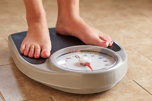 NHSuk's tweet photo. Some blame their weight on a slow metabolism, but is it possible to speed up your metabolism? Info: https://t.co/QMGEFmkpPz https://t.co/YtaapsaZ02
