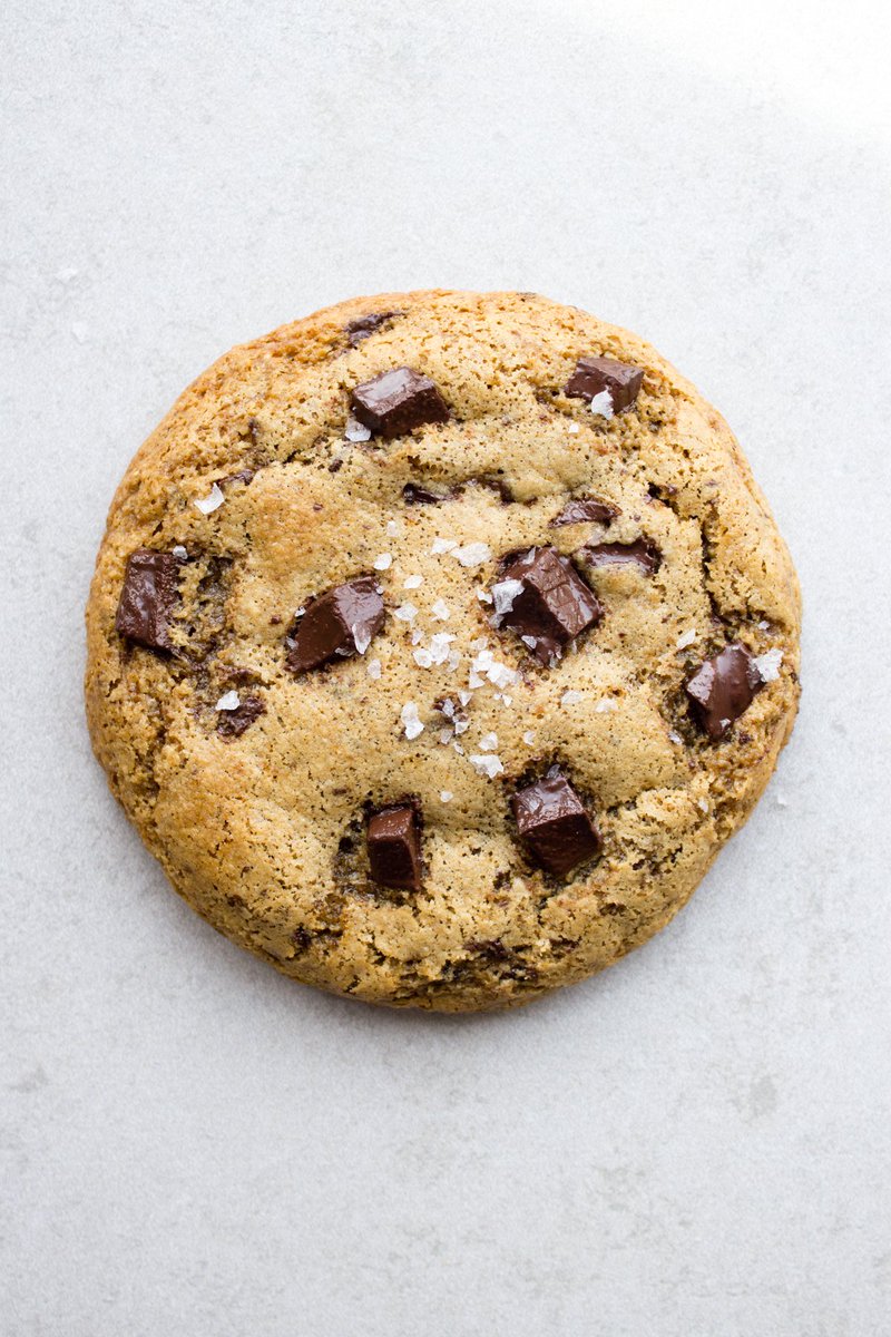 thefoodwright's tweet photo. {NEW!} The BEST SINGLE-SERVING, GF/PALEO CHOCOLATE CHIP COOKIE! https://t.co/lbr2upWc8K https://t.co/knaZVxbKMK
