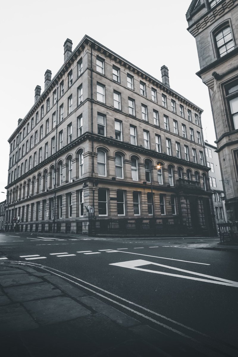 Rob_Ford_Photos's tweet photo. Fab architecture.... #bradford @LittleGermanyBD @visitBradford https://t.co/sbVT9TQuWa
