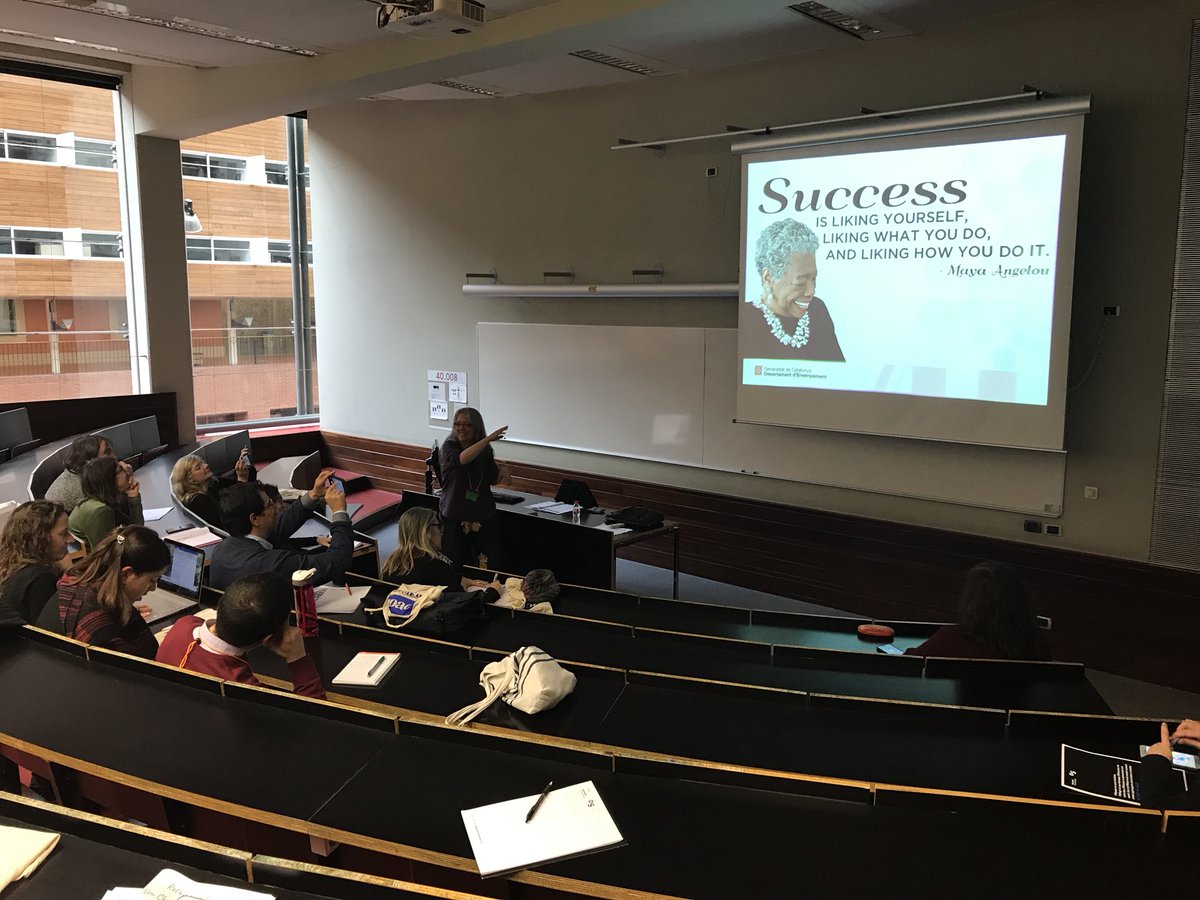 annaabb5's tweet photo. "Success is linking yourself, linking what you do and linking how you do it." Maya Angelou @APAC_ELT #APACELT18 #GamificationTalk https://t.co/oa7zAYoRJb