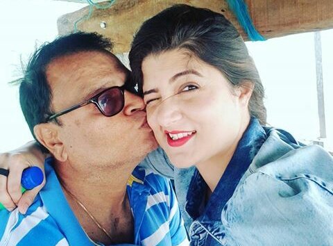 srabantiuni's tweet photo. @srabantismile :"#YoBaba"
#InstaStory https://t.co/tFSCurWSne