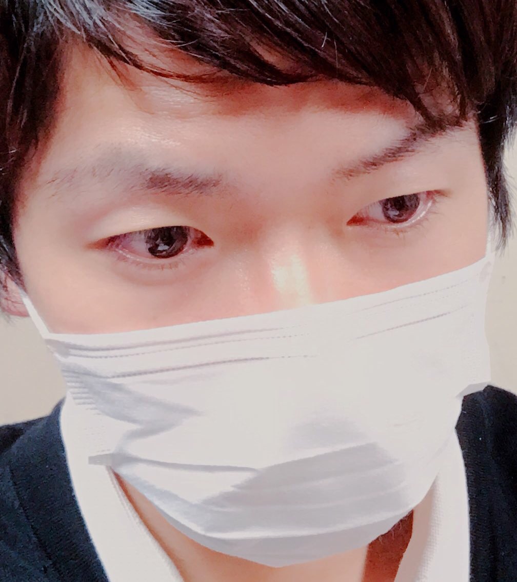左眉は完璧 左眉は完璧