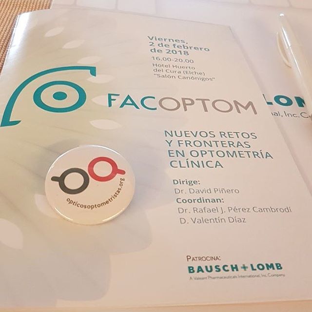 oo_org's tweet photo. Comienza #Facoptom #facoelche #opticos #optometristas #quechapamaschula https://t.co/k7l5q8LJM8 https://t.co/lSQcLfjN6X