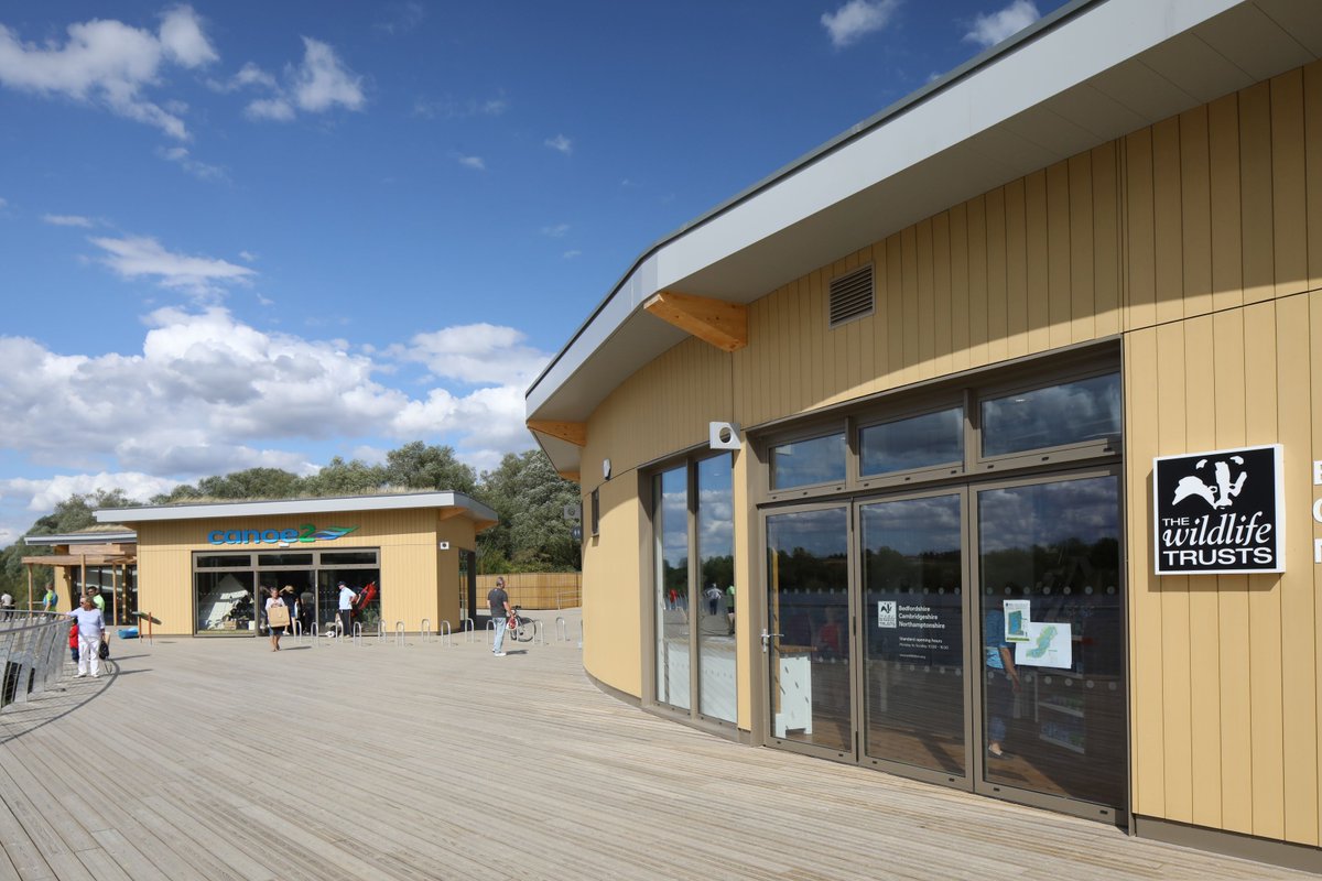HomesBySenior's tweet photo. Love these nett zero energy buildings on the boardwalk @RushdenLakesSC  designed by #HPWArchitecture built by @WinvicLtd  featuring our energy efficient #SF52 #curtainwall &amp; SPW500 doors fabricated by @AluminateUK #SeniorDelivers #performance #construction #architecture #SSSI https://t.co/gUd5RjMcbN