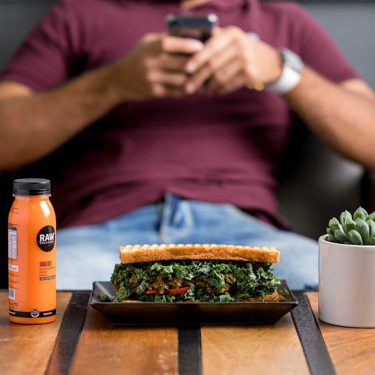 SproutGourmet's tweet photo. The long weekend is here so kick back, relax and munch on a delicious sandwich from Sprout with a @rawpressery juice as you make your travel plans with the squad. https://t.co/Q0gV1Wft2R