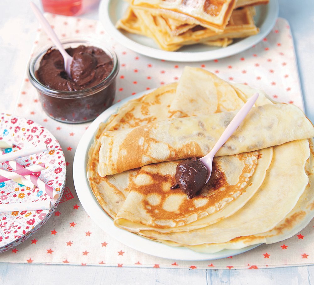 3, 2 ,1 PRÊT POUR LA #CHANDELEUR 🥞 ? Vous êtes plutôt crêpes sucrées ou salées ? Avec notre #COOKEXPERT, faites les 2 ! RECETTES ici : k6.re/Aaloy