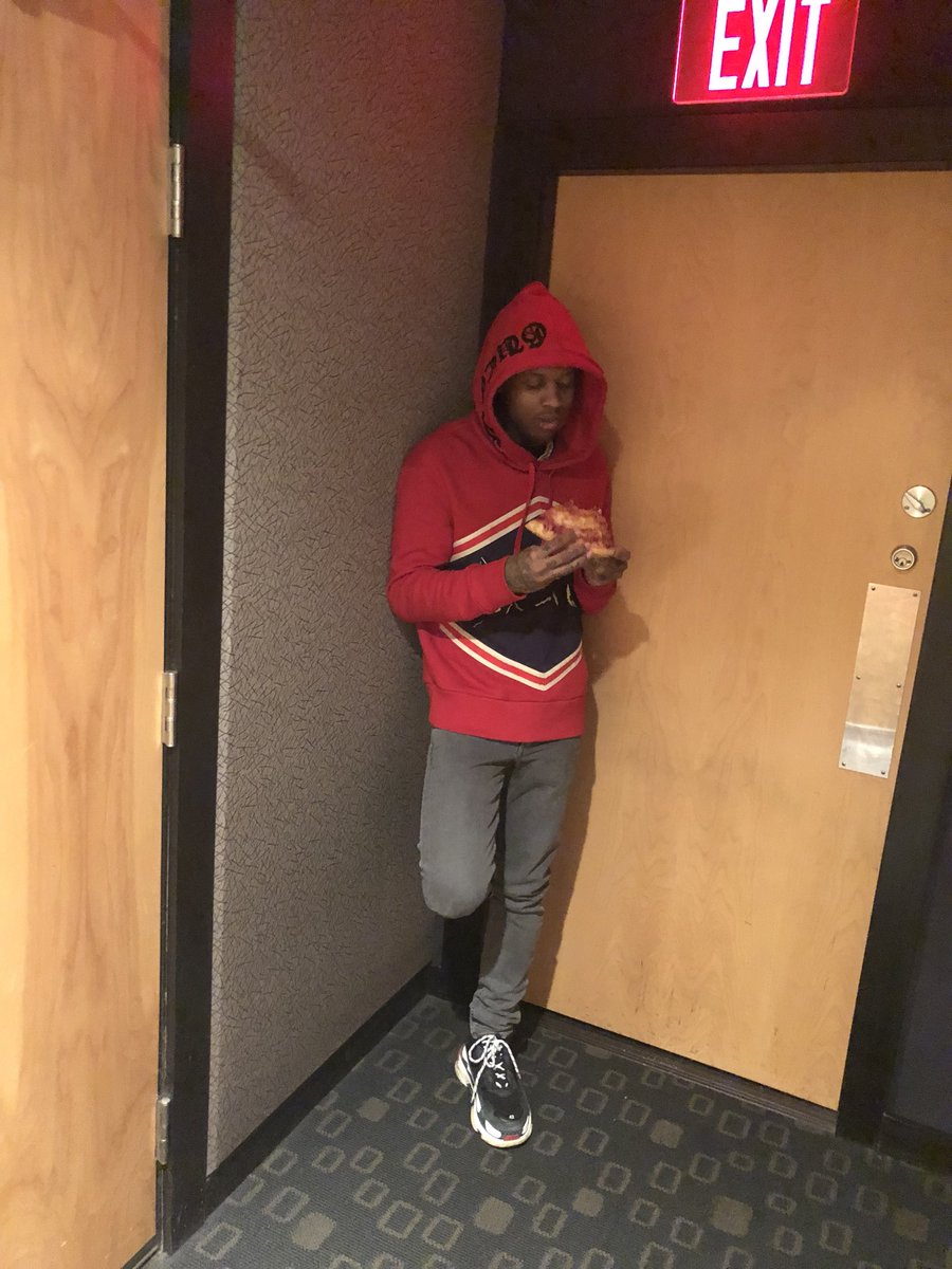 lildurk's tweet photo. Big expensive ass shoes 💙 https://t.co/NkD6sTHY6U