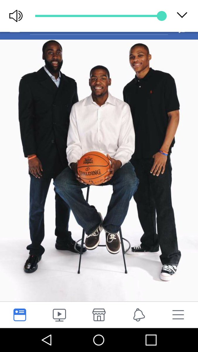 eIGht00np3's tweet photo. @100proof3block @JoeyReck This could be us but i rather play with curry and klay #IG #ComeSeeMe #LetsGetIt https://t.co/bCWqWflywG