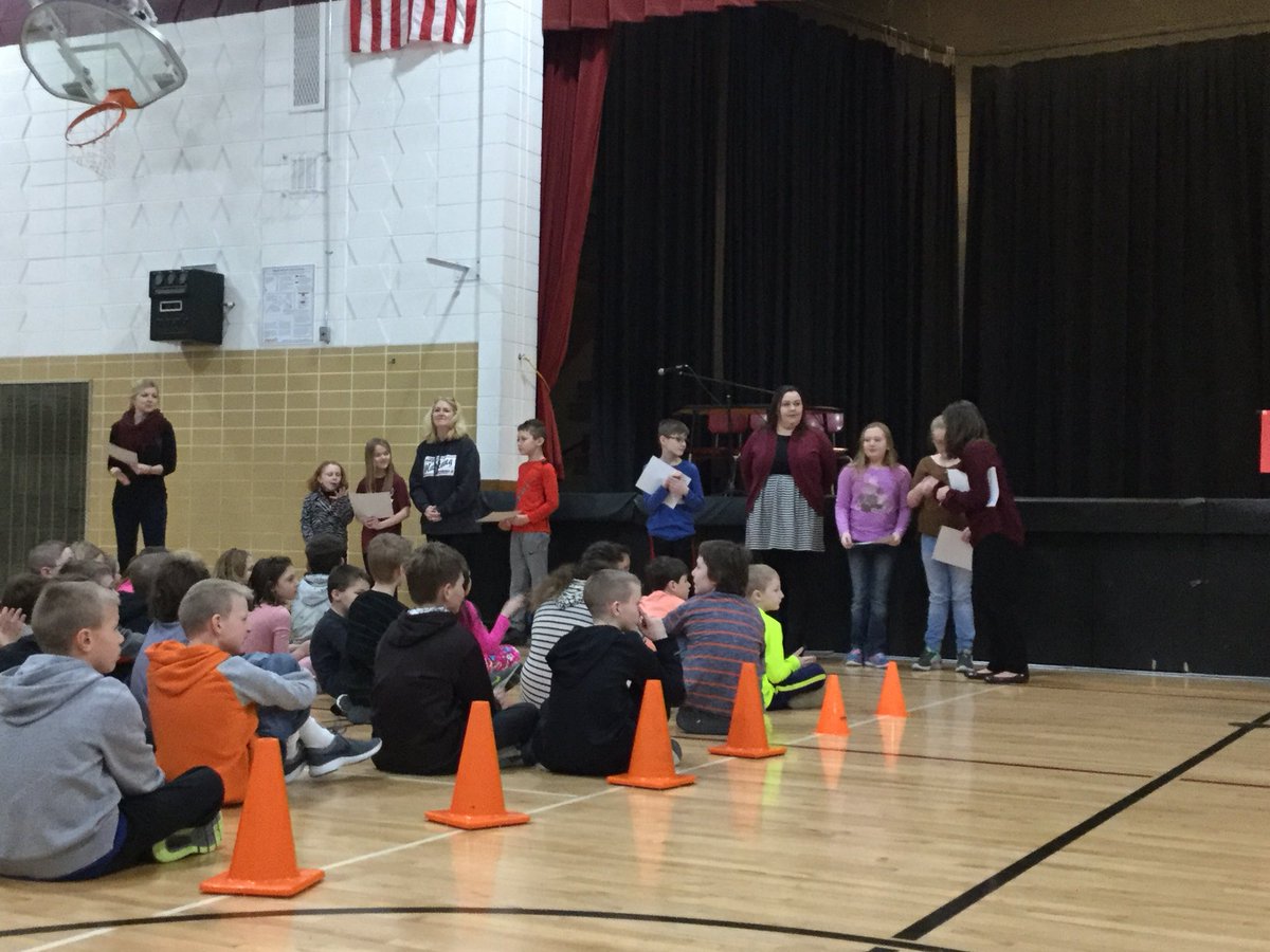 Indee_IC's tweet photo. 3rd &amp; 4th graders recognized for Living the Mustang Way #Indeepride #MustangWay https://t.co/2FKt3ZXuYt