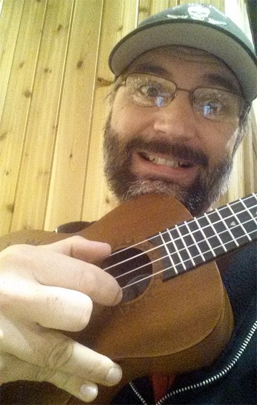 TheBilgePumps's tweet photo. It's #WorldPlayYourUkuleleDay! Now get out there and juke your ukes!
#TuningOptional https://t.co/MtIgZei0ey