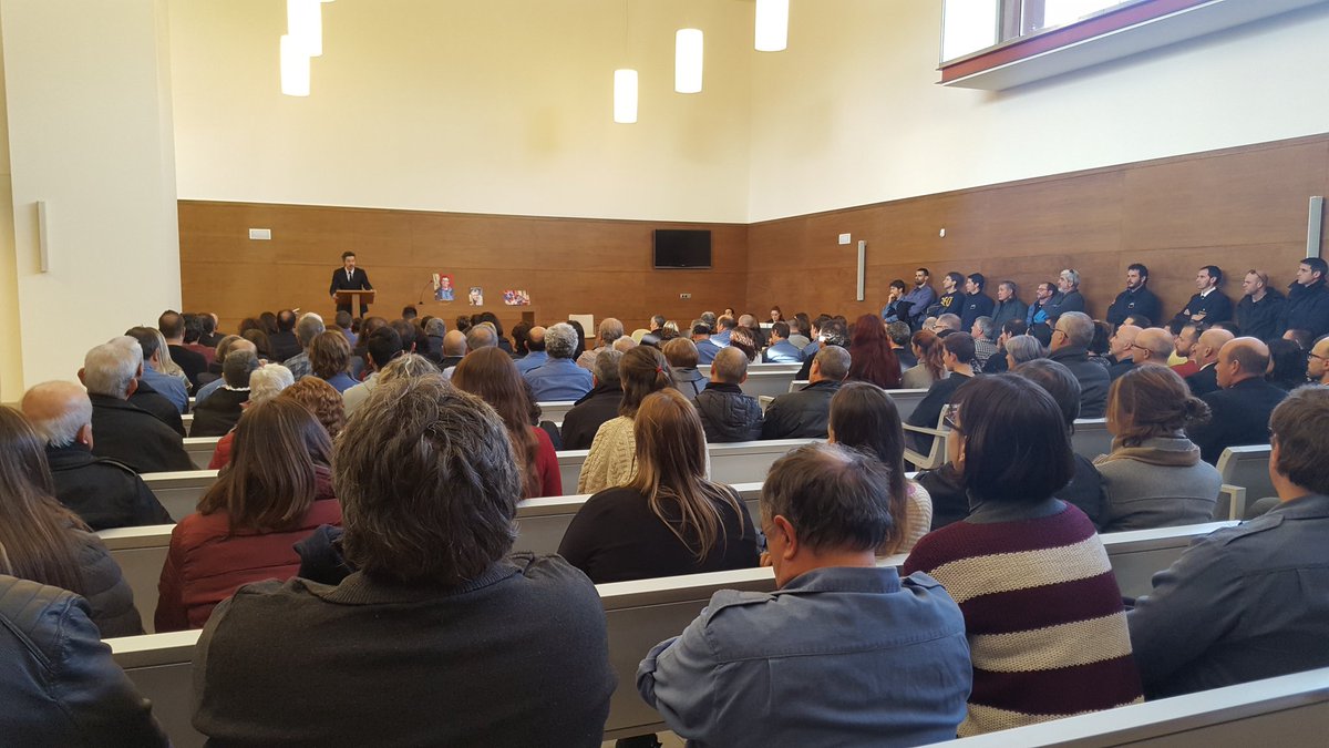 sfadfcat's tweet photo. Emotiu comiat al Rafa Arnabat (@bomberscat). Gràcies per tot una vegada més. Sempre seràs al nostre costat. Gran Bomber, gran amic i sobre tot.. Gran Persona!! https://t.co/eDJoR3sjoe