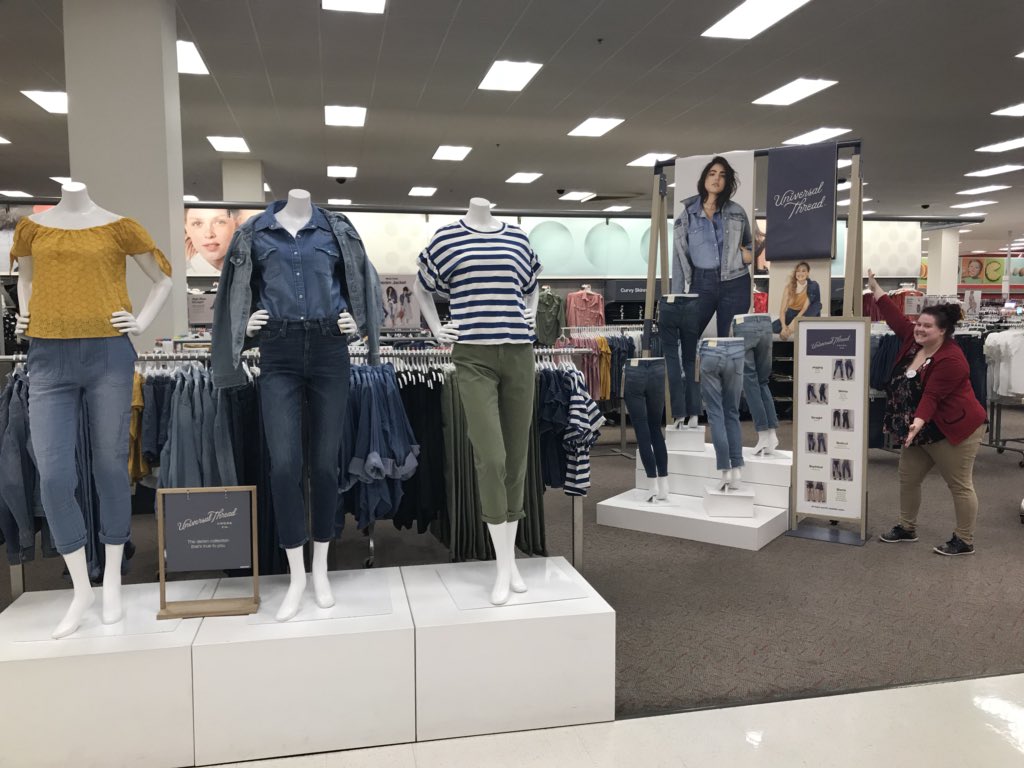 T1888 ready to showcase #UniversalThread. Looking amazing!
#BrandLaunch #Denim <a href="/nikki_j1981/">Nikki Jaskulka</a> <a href="/JustinkalebMe/">justin carter</a> <a href="/justinadamburns/">Justin Burns</a>