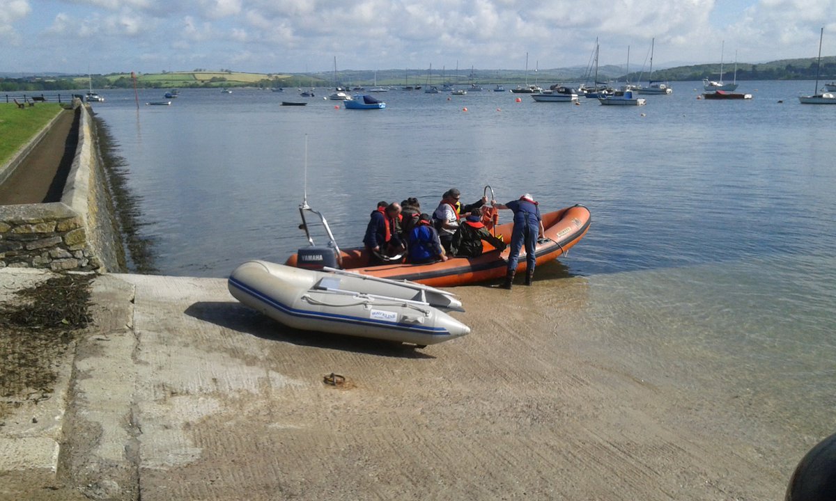 CaptainTyrrell's tweet image. Ledbury Maritime Cadets are grateful to Tesco Midlands@Tesco_Midlands for the £1000 grant which allowed cadets + staff to get waterborne on RYA powerboat level 2 course. To apply for a grant go to tesco.com/bagsofhelp or Groundwork@Groundwork UK or Twitter # Bags of Help
