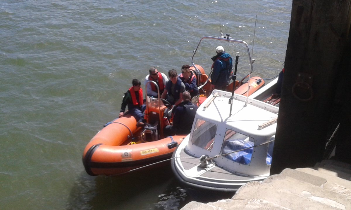 CaptainTyrrell's tweet image. Ledbury Maritime Cadets are grateful to Tesco Midlands@Tesco_Midlands for the £1000 grant which allowed cadets + staff to get waterborne on RYA powerboat level 2 course. To apply for a grant go to tesco.com/bagsofhelp or Groundwork@Groundwork UK or Twitter # Bags of Help
