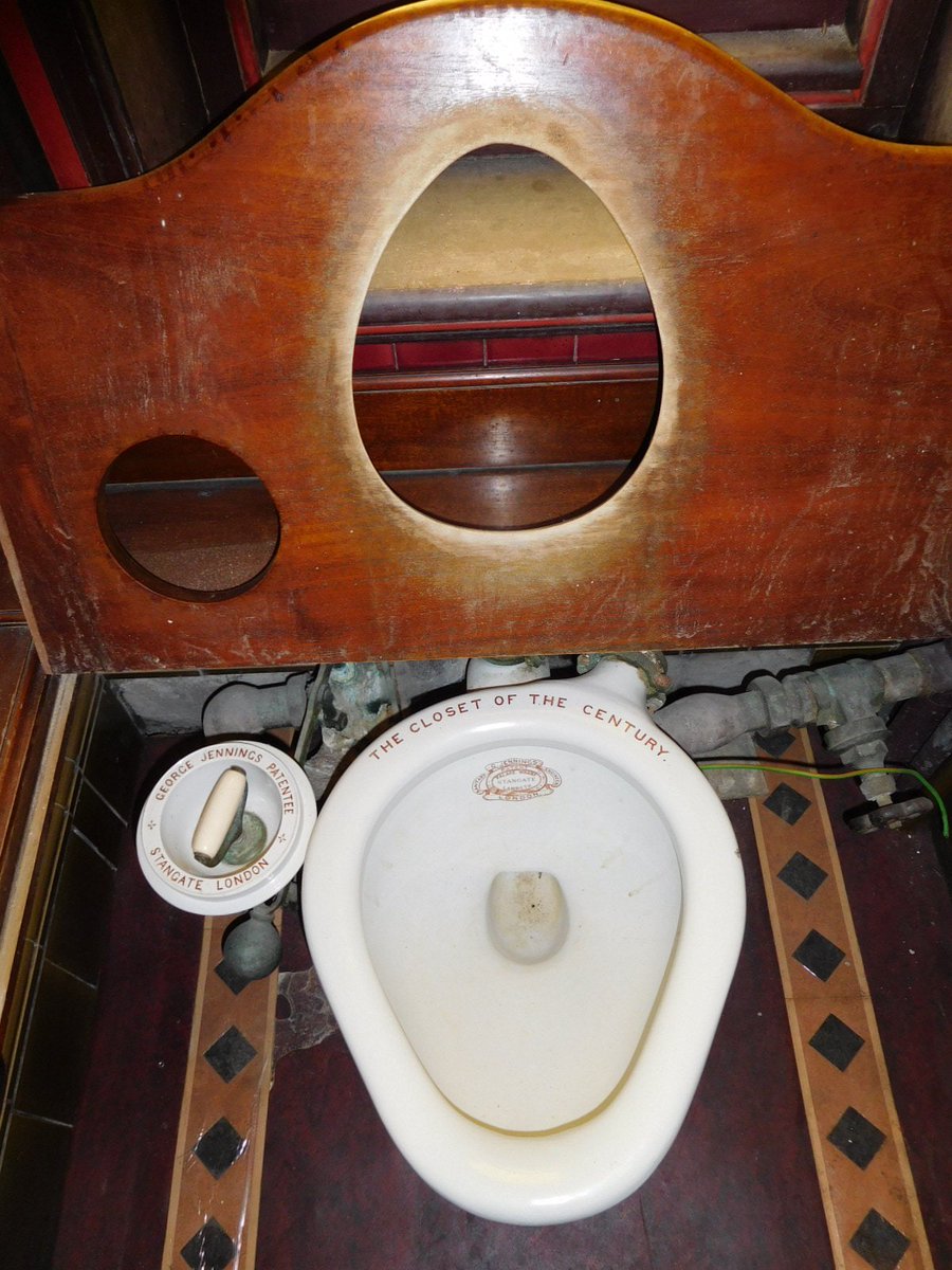 #Onthisday 1852 plumber George Jennings fitted the 1st public toilets at the Great Exhibition. 827,280 men 'spent a penny' & got a clean seat, towel, comb & shoe shine. You can see Merton's state of the art private Jennings WC on our Behind the Scenes tour (sorry no shoe shine!)