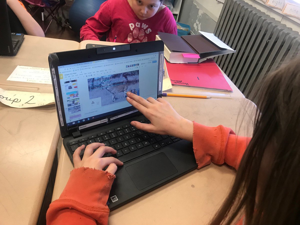 Inspired_Bailey's tweet photo. 4th grade preparing Pen pal letters for their new schools #DraperTransitions #TeamDraper #studentleadership @RCS_NC @cwperkin @parkss12 https://t.co/uUVdW5qrA5