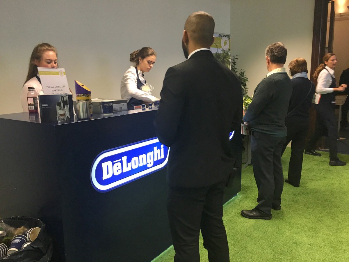 De’Longhi keeping our visitors well topped up with free coffee! <a href="/DeLonghiUK/">Delonghi</a> #coffee #wop18 #worksonpaperfair
