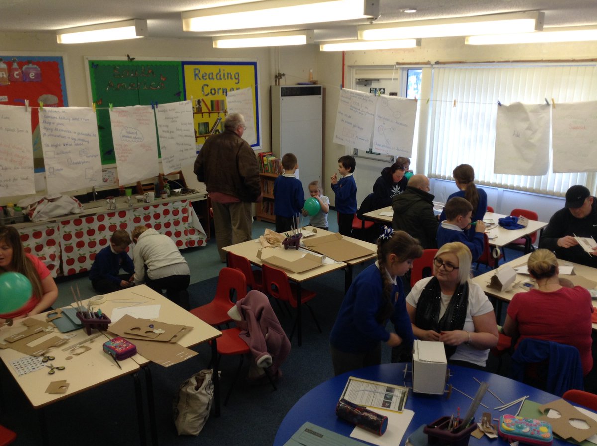 MissDrakeNYPS's tweet photo. Today we have been auto-motive engineers! What an absolutely brilliant session today, thank you so much to all our families for your brilliant team work🚘🚗 #engineeringforfamilies @Newyorkprimary @nustem_uk https://t.co/x66Ct0auft