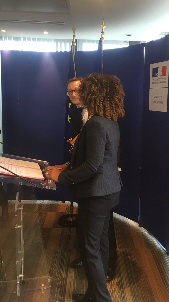 Stéphane Tisserand tweet media