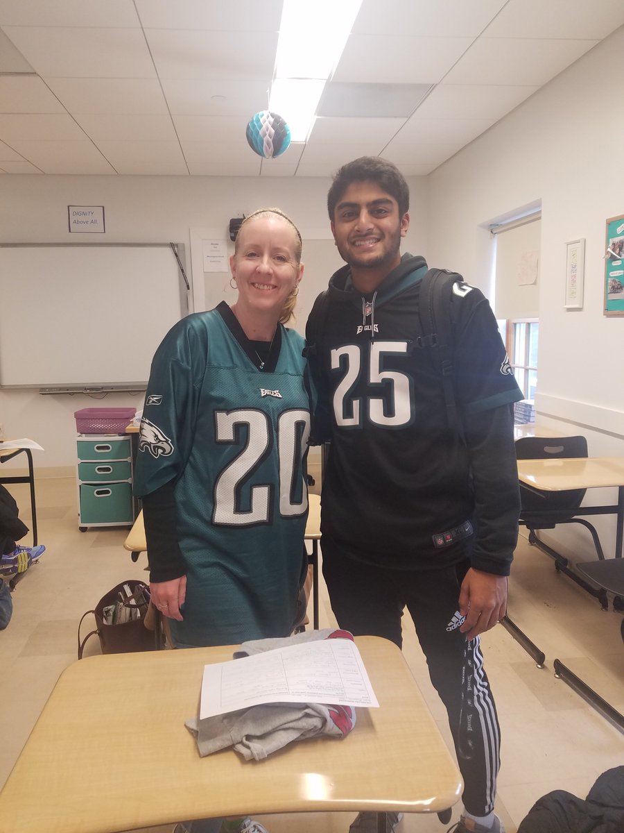 klubrantmfs's tweet photo. @MFSWordsWorth @mfsfox #GoEaglesMFS https://t.co/AwKR7PHris