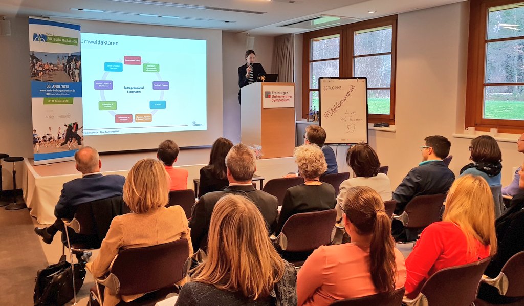 NetzwerkFUS's tweet photo. Prof. Dr. Dr. Katharina Domschke, @UniFreiburg: #Epigenetisches Potential im #Gesundheitsmanagement – #Softwarekomponenten und -updates durch #Sport, #Ernährung, psychosoziale #Prävention etc. #DNAGesundheit https://t.co/BEiWBIZzpW