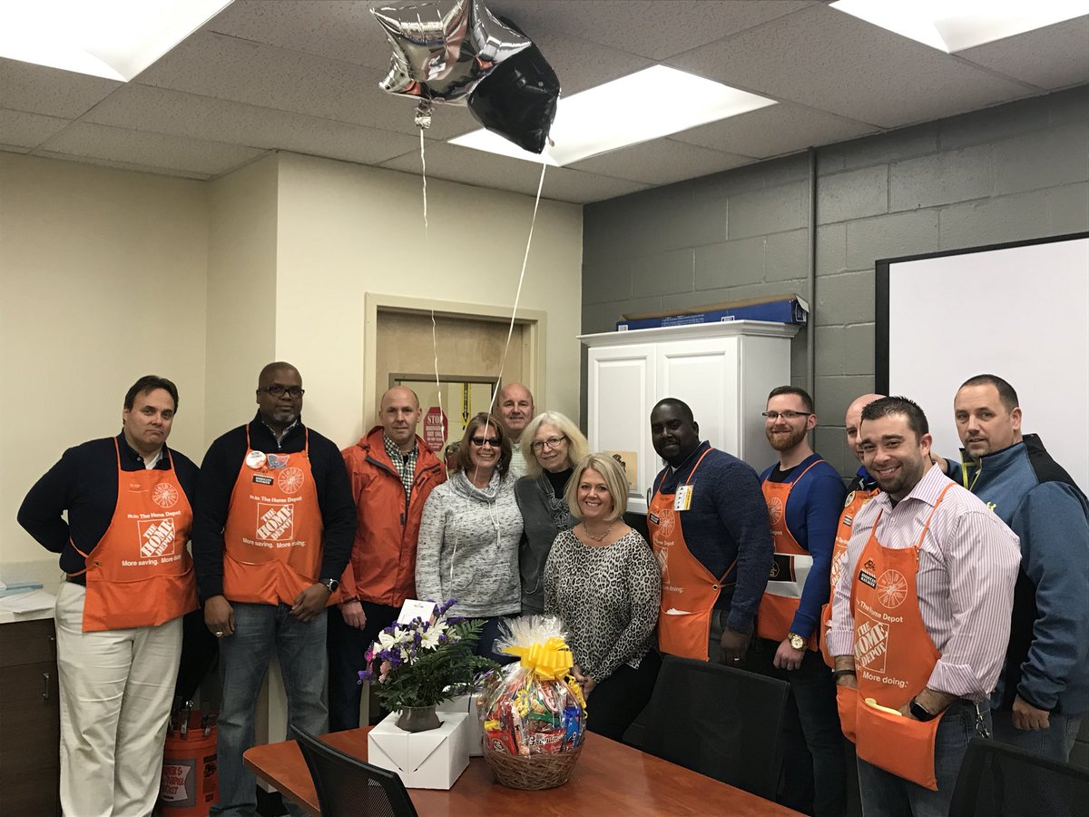 ScottATavegia's tweet photo. Congratulations to Linda for being an amazing member of team @HomeDepot2505 for over 20 years!  We hope that you enjoy 😉 your #retirement #congratulations https://t.co/iorBVI7eDi