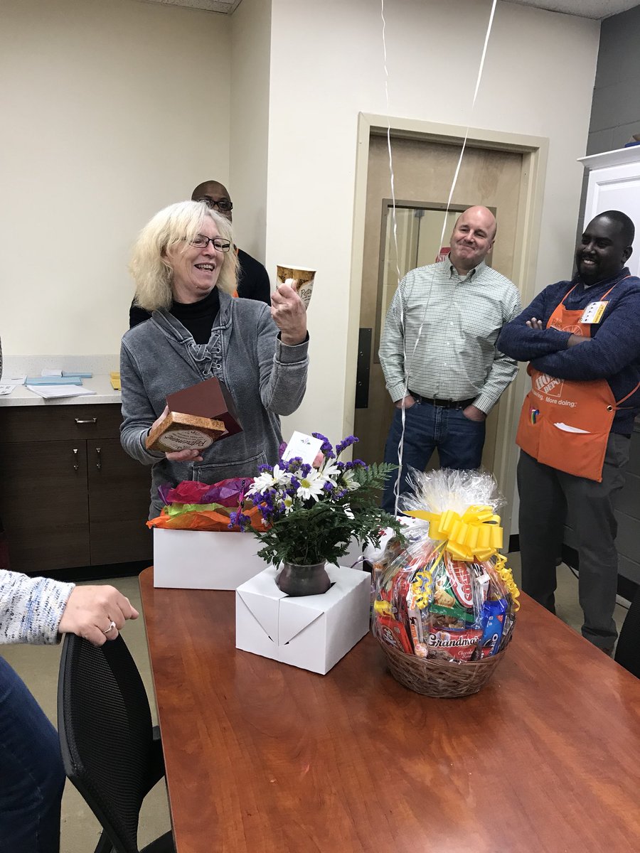 ScottATavegia's tweet photo. Congratulations to Linda for being an amazing member of team @HomeDepot2505 for over 20 years!  We hope that you enjoy 😉 your #retirement #congratulations https://t.co/iorBVI7eDi