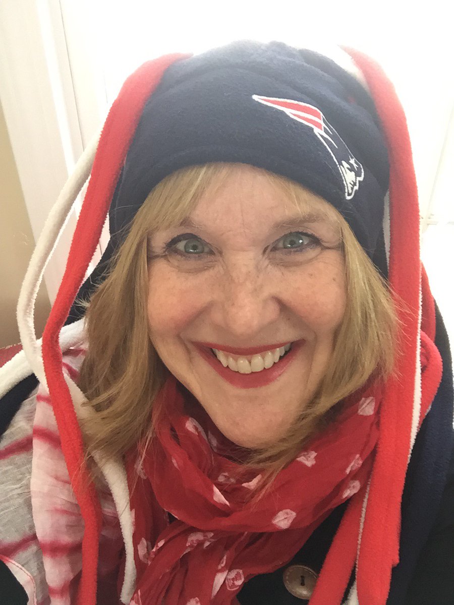 Kristendarcy's tweet photo. #Red #February #heartdisease #cysters showing red 2 bring awareness 2 risk factors associated w #PCOS 4 #cysts #PCOSDisease #Heart4PCOS 2018 #GoRedCyster #FertilityCoach @PCOSGurl @pcoschallenge @PcosAdvocacy @PCOSDietSupport @RESOLVENewEng #GoPats https://t.co/IGQvaHhE01