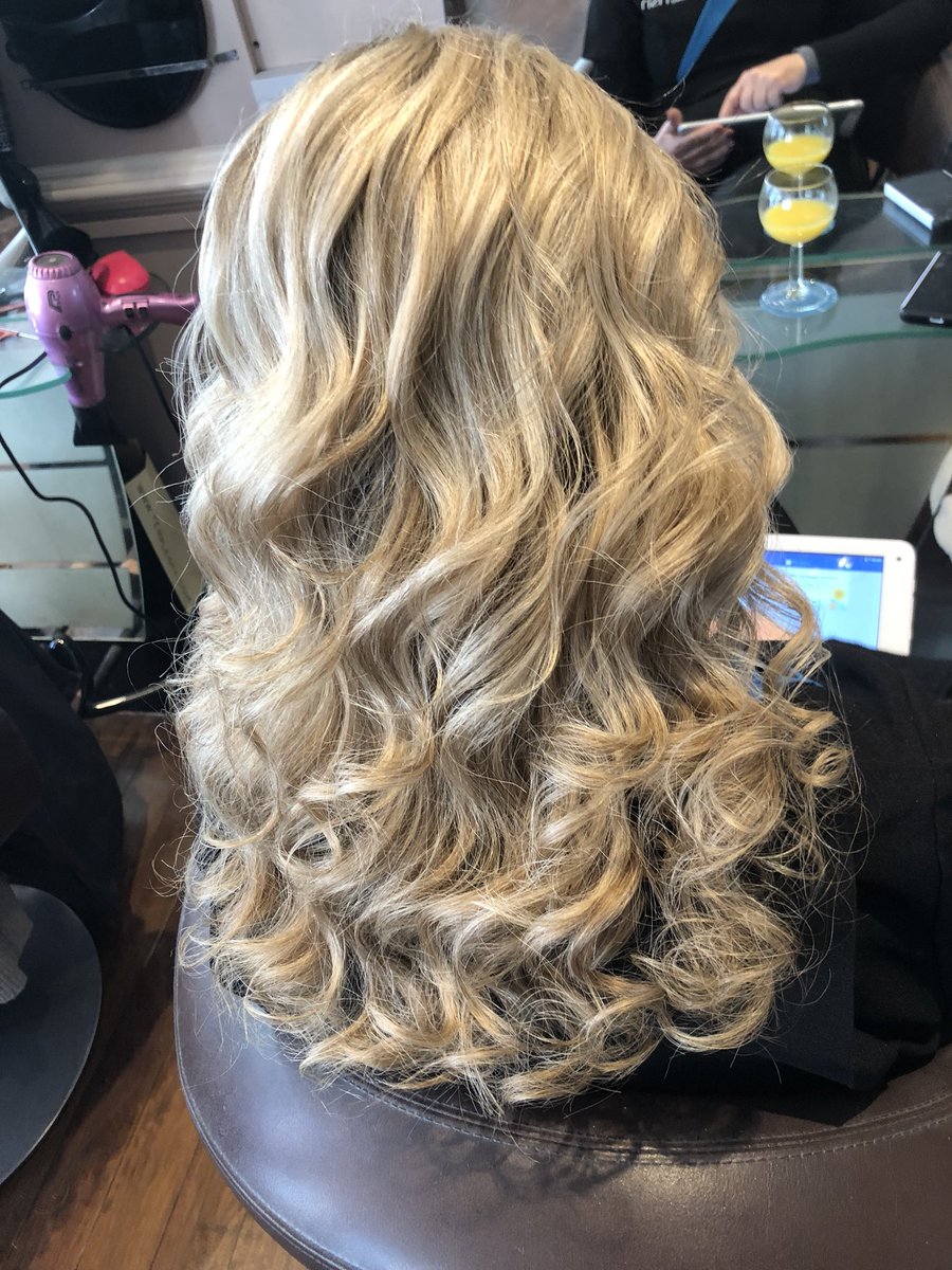 KyleASCF's tweet photo. Curly blow dry for the birthday girl! @KarenASCF https://t.co/76sggC0dk5