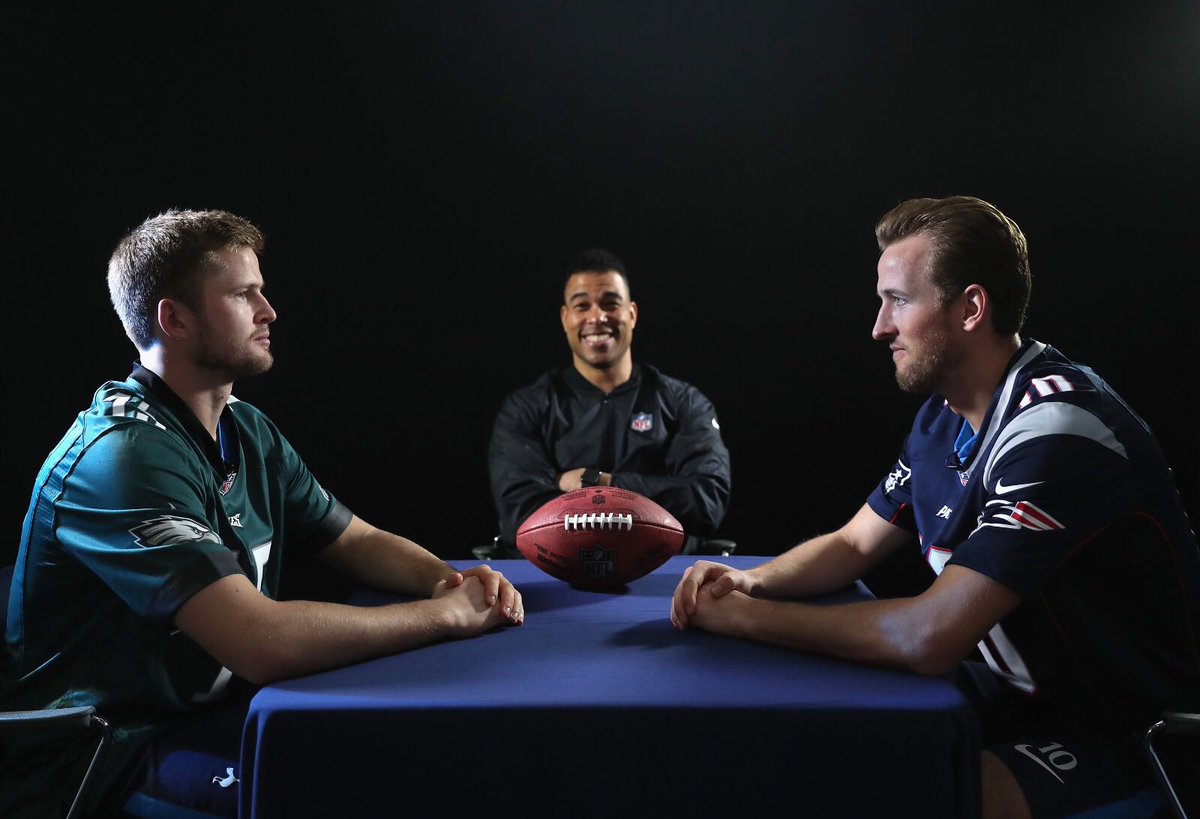 HKane's tweet photo. Me v @ericdier
@Patriots v @Eagles 🏈
Who you backing? 
#SuperBowl #Patriots #NotDone https://t.co/aOlTtG3135