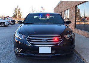 HaveyComm's tweet photo. Simple, clean and effective.   2018 Ford Taurus - (Chief of Police) vehicle gallery now posted! https://t.co/IRwbJJQ567 https://t.co/2AeiO7aOKf