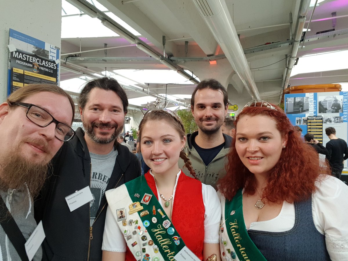 lovesitecore's tweet photo. Beer Crawl @BraukunstLive 2018 in Munich meeting the Hop Queens. 3 days of tasting. #bierbel.net https://t.co/mf1rWhLei2