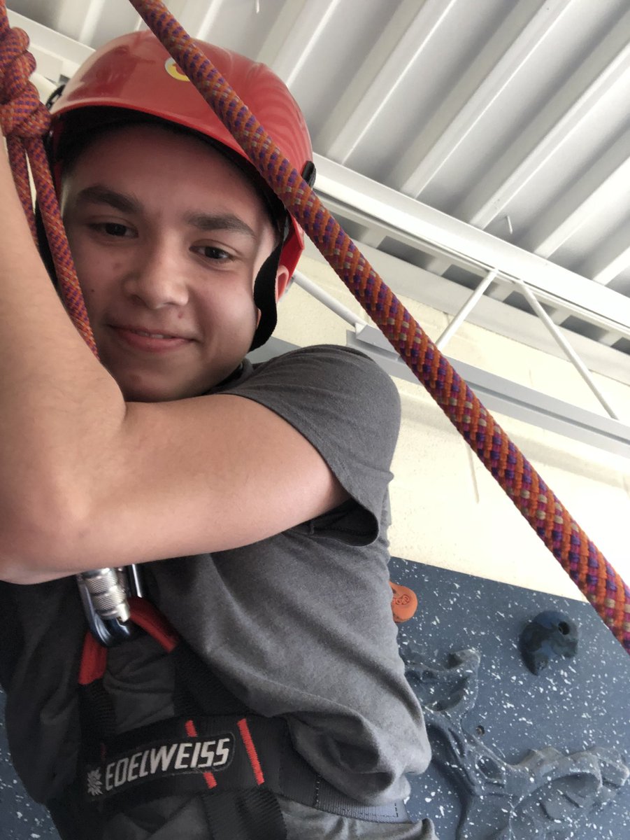 TchPE22's tweet photo. On the wall at Climbing Club! #selfiestrong @Woodridge68 @JeffersonJH68 @JJHHoops @DreamaMueller @MrG_PE68 https://t.co/QZouiZv70H