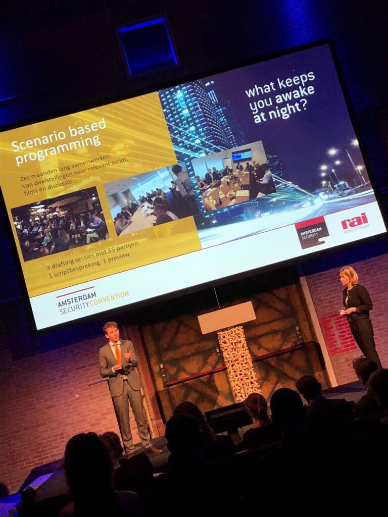 Gouden Giraffe 2017 pitch Amsterdam Security Convention in volle gang. Vanavond de uitreiking! #jointheLIVErevolution