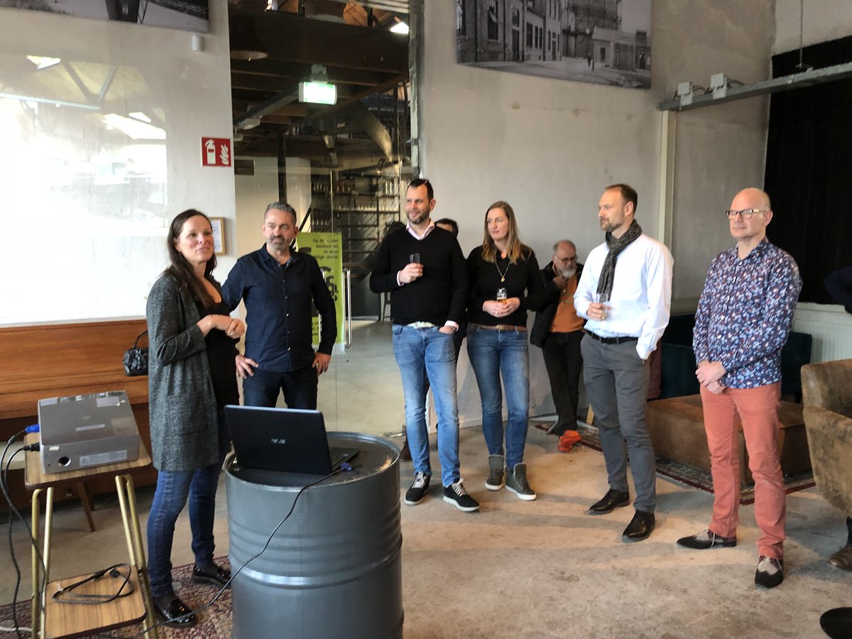 clubcaas's tweet photo. En we zijn begonnen kick-off programma 2018 ism @GASFabriek072 @wijzijnMEO https://t.co/aY7LZH9aWf