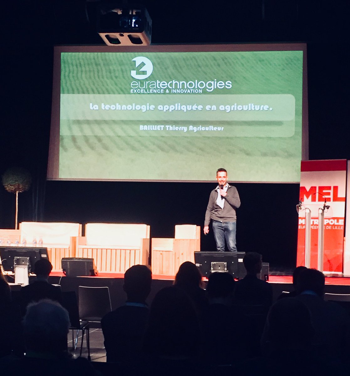 destailleurs's tweet photo. Keynote de Thierry Bailliet, Agriculteur et Youtubeur. Portrait de l’Agriculteur d’aujourd’hui ! @agriculteuraujo #MBADMB #AgTech #InnovAgTech #Willems https://t.co/JPBkgS23tI