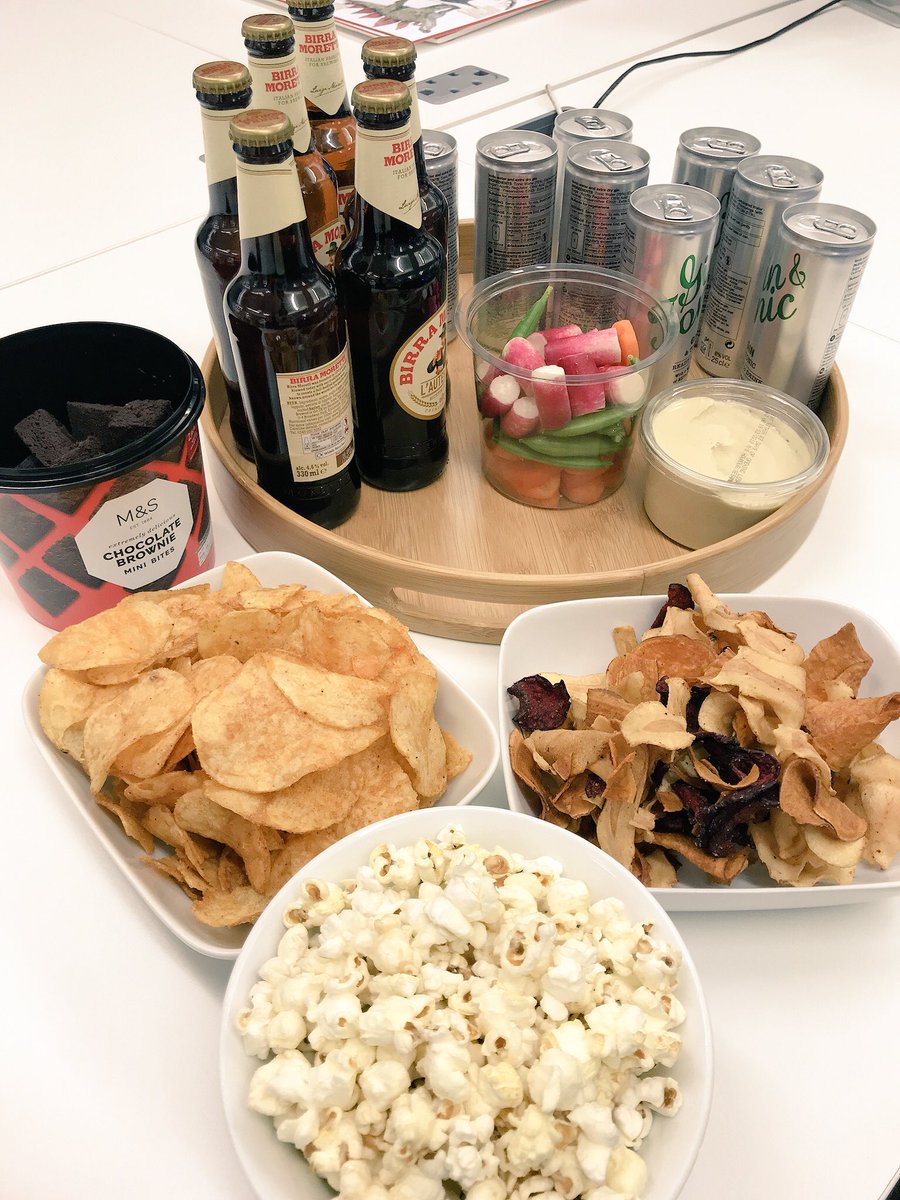 GeorgeDragonLDN's tweet photo. FriYAY https://t.co/YRBi2IEAHR